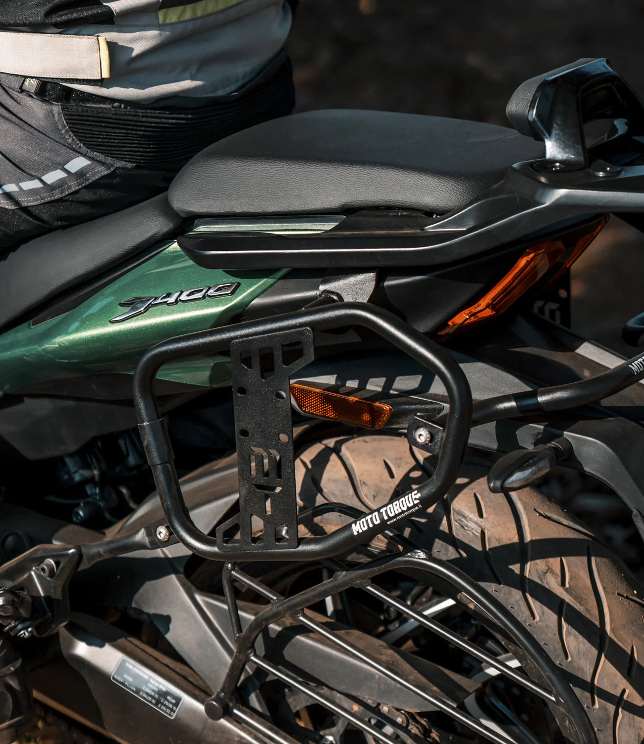 MOTO TORQUE DOMISTAY - DOMINAR SADDLE STAY