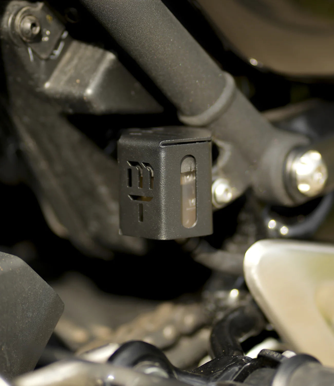 MOTO TORQUE TRIUMPH SPEED 400 - RESERVOIR OIL GUARD