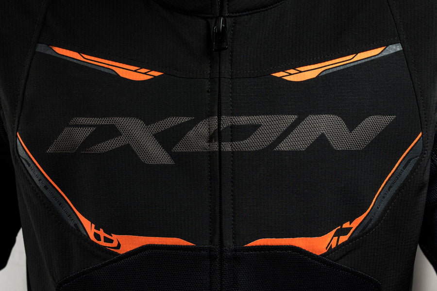 IXON STRIKER AIR