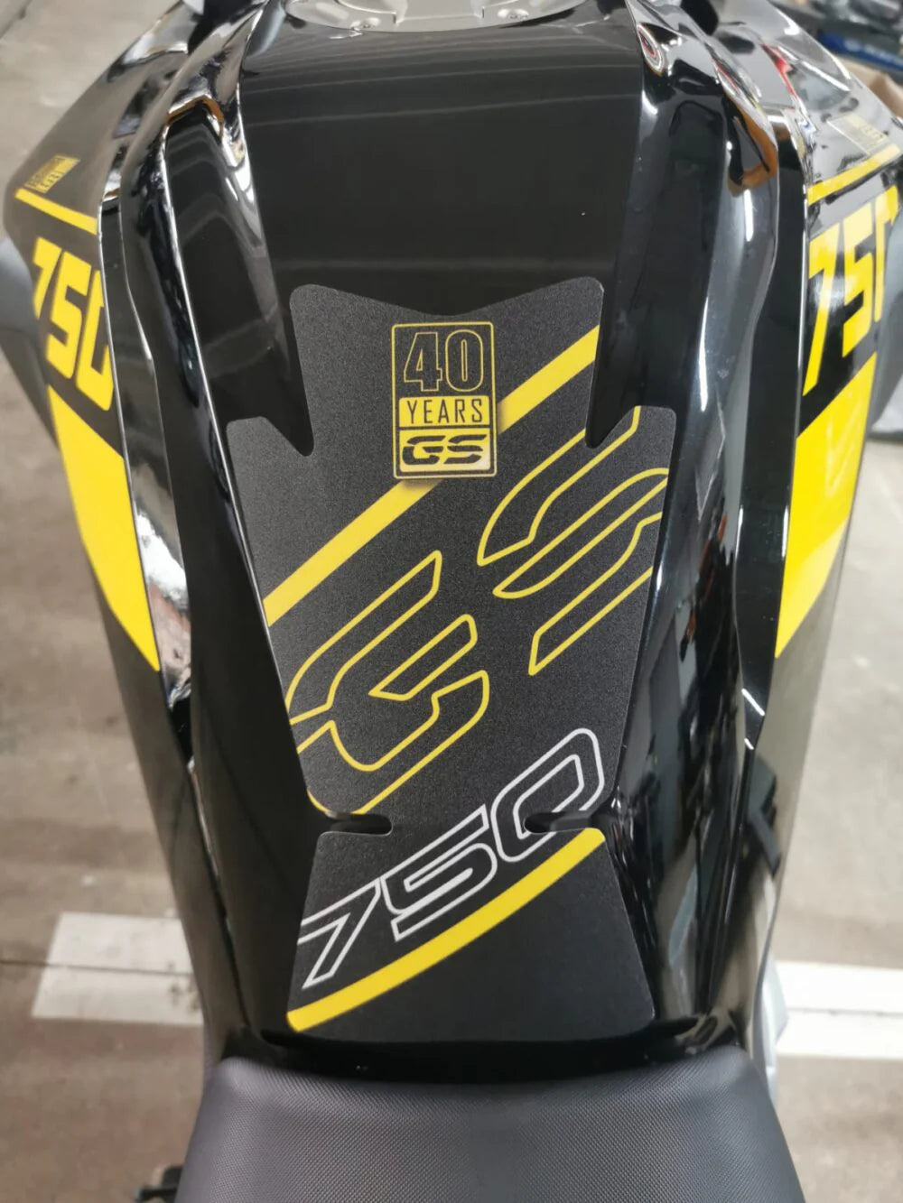 Rubba Tech BMW F750GS Ergonomics Tank Pad