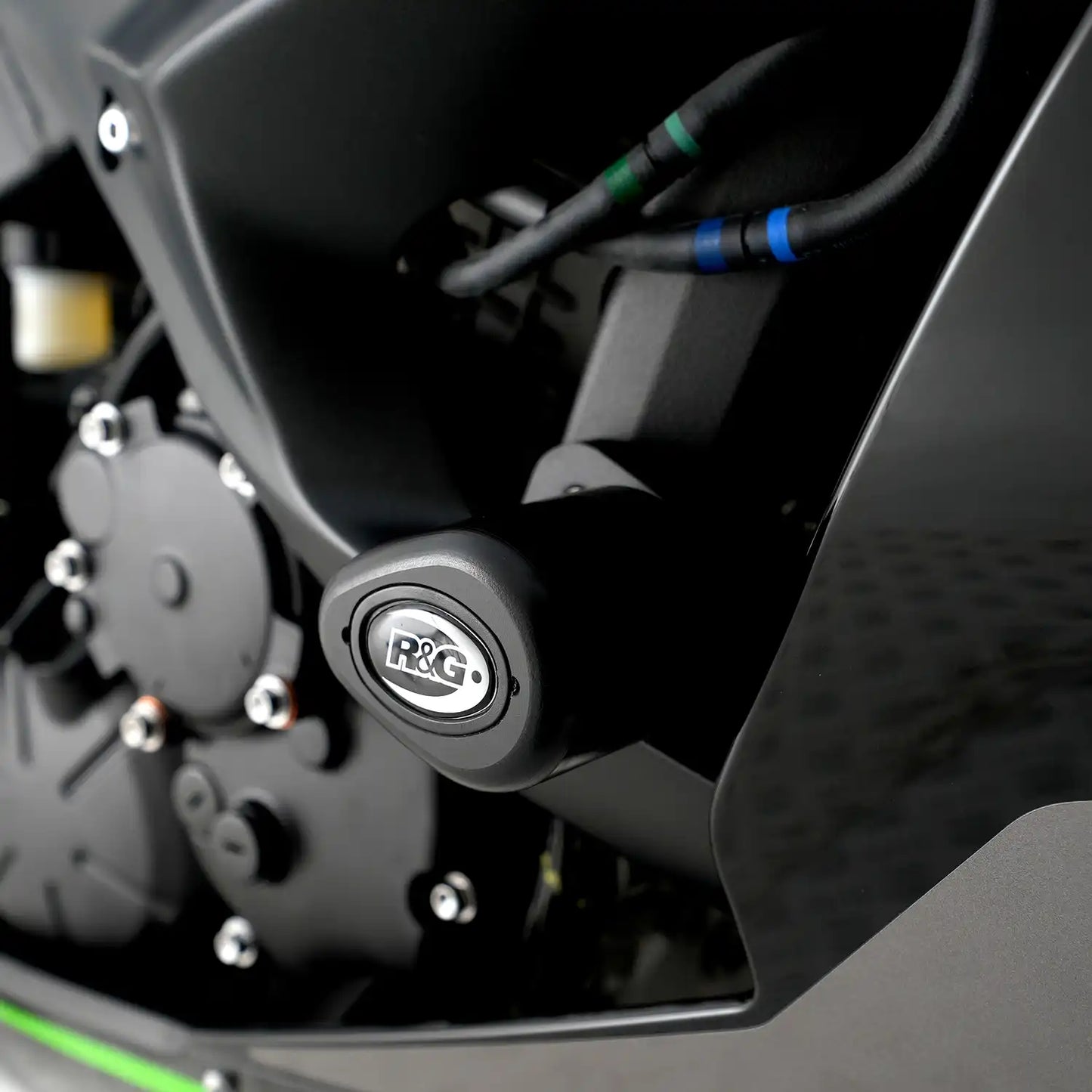 R&G Aero Style (Non-Drill) Crash Protectors for Kawasaki ZX6R - CP0567