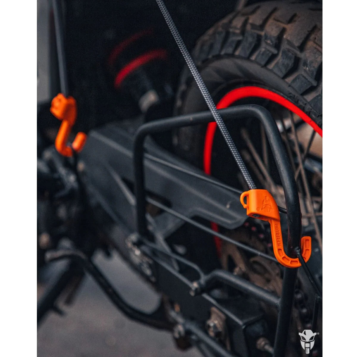 MOTOTECH Hexapod Bungee Tie-down System - 32" / 80cms - Grey + Orange