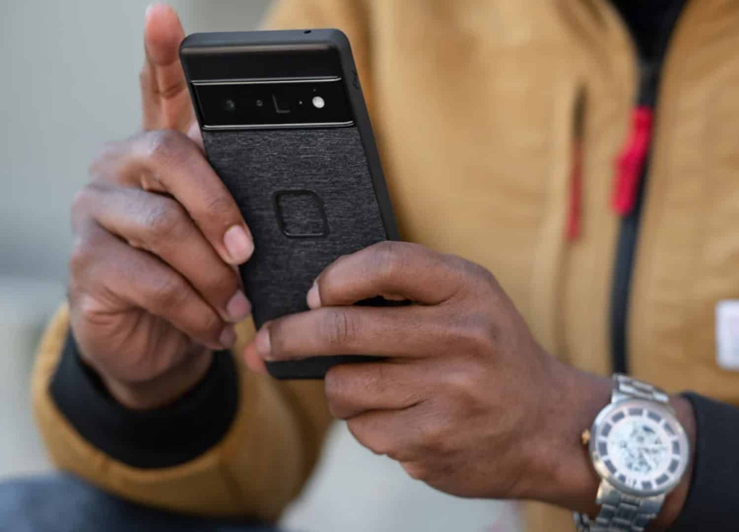 Peak Design Mobile Everyday Fabric Case for Google Pixel 7 Pro – Charcoal