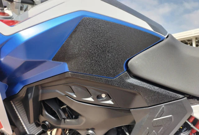 Rubba Tech BMW F900GS Ergonomics Knee Pads