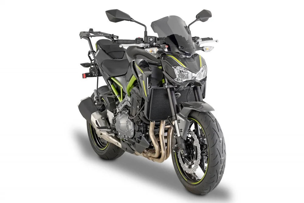 GIVI A4118 – SMOKED WINDSCREEN – KAWASAKI Z900 (’17-’19)