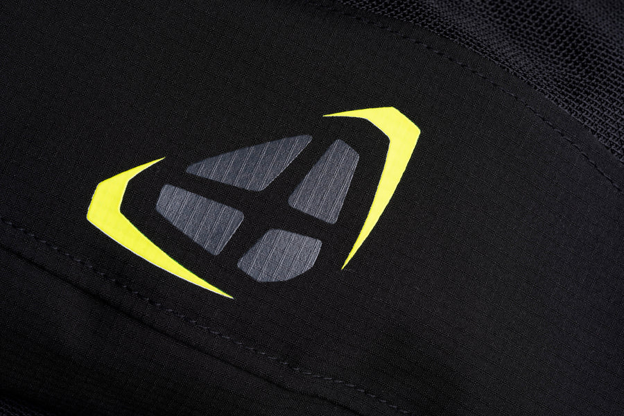 IXON STRIKER AIR