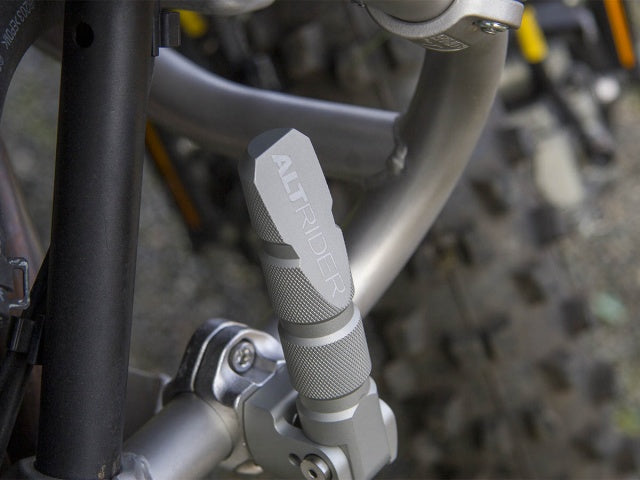 AltRider Universal Highway Foot Pegs for 1 Inch (25 mm) Diameter Bar - Silver
