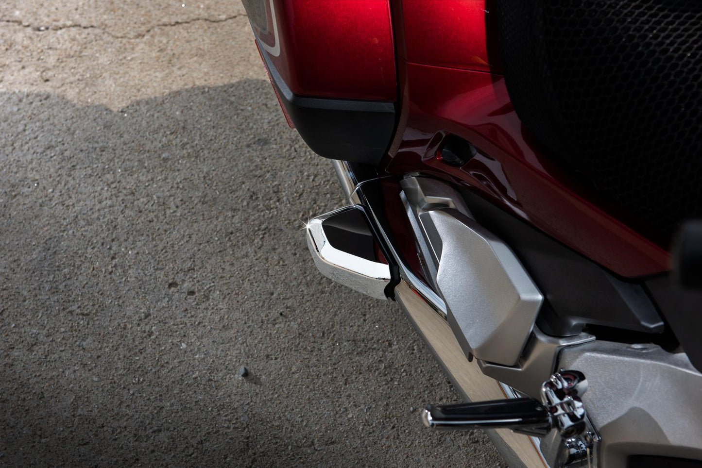 GOLDSTRIKE CHROME SADDLEBAG GUARD COVERS BY TWINART