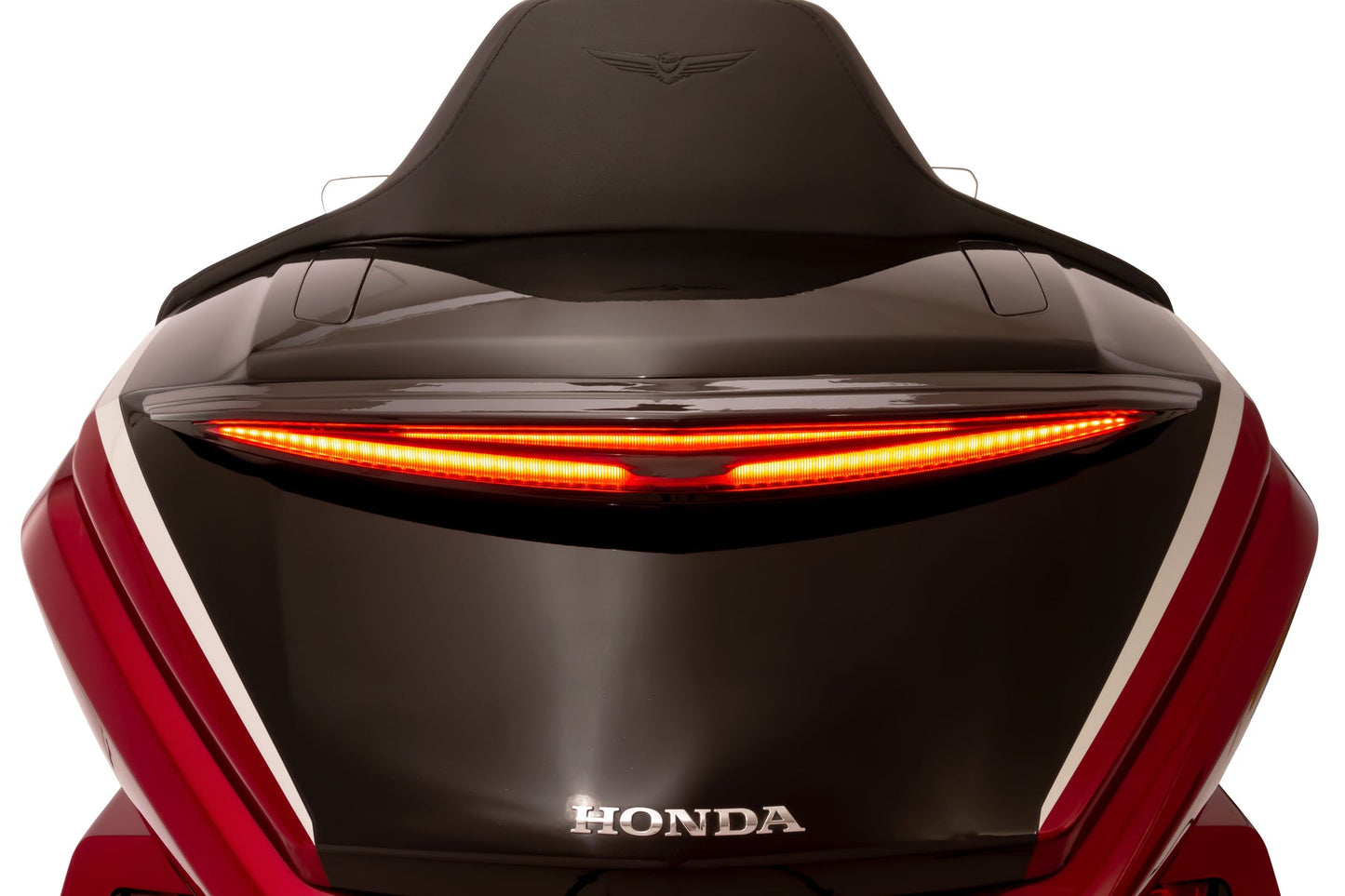 GOLDSTRIKE LED TRUNK LIGHT WITH LIGHTSTRIKE™ LIGHTING