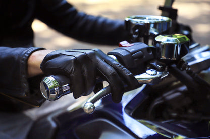 GOLDSTRIKE GRIPS