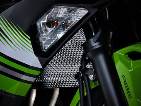 Evotech Radiator Guard for Kawasaki Ninja 650 (2017+) - PRN013655