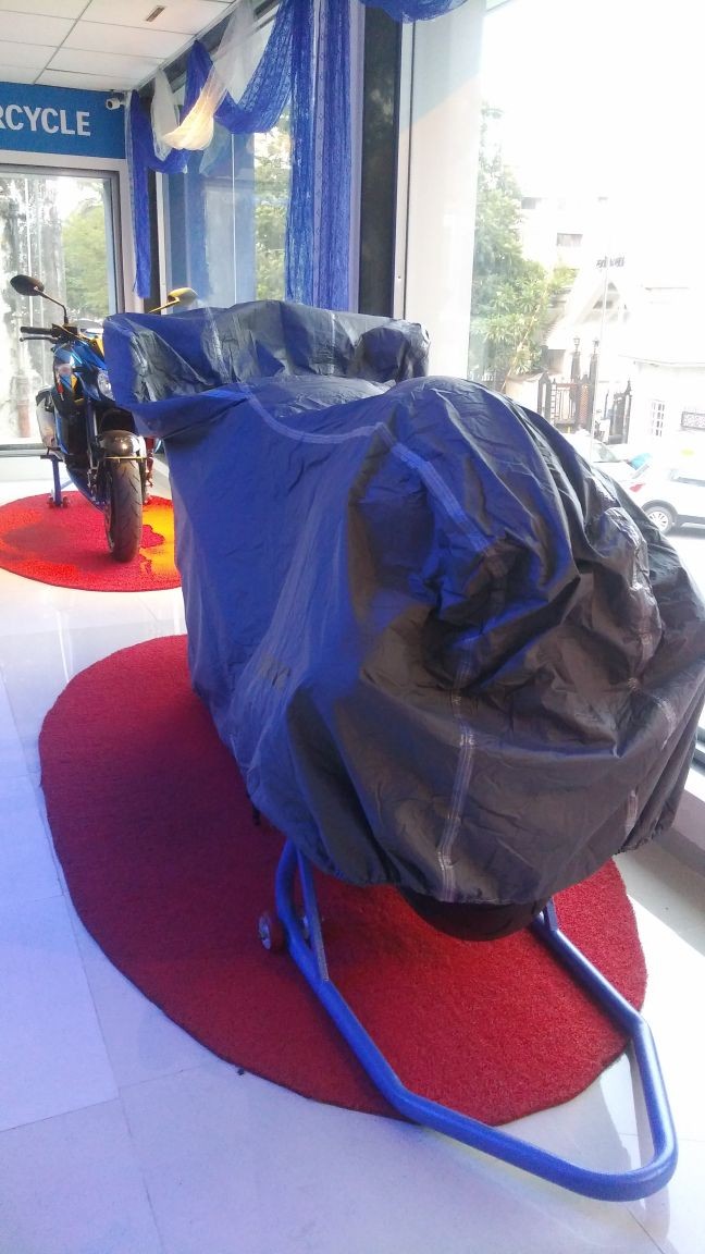 Tarmac Lined Waterproof motorcycle cover L size