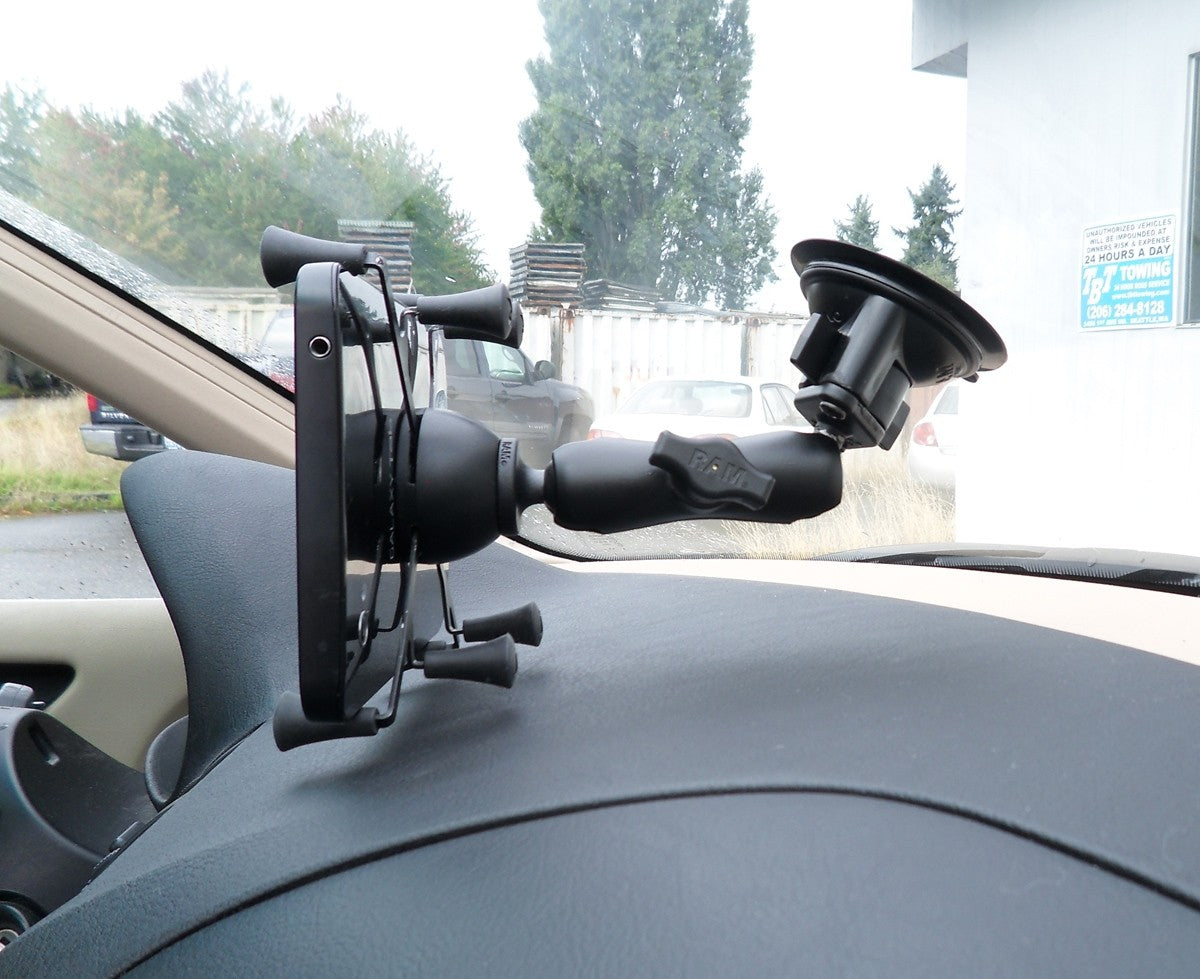 RAM Twist Lock Suction Cup Mount with Universal X-GripŒ Cradle for 7" Tablets