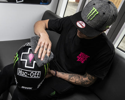 Muc-Off Matt Finish Helmet Detailer – 32ml