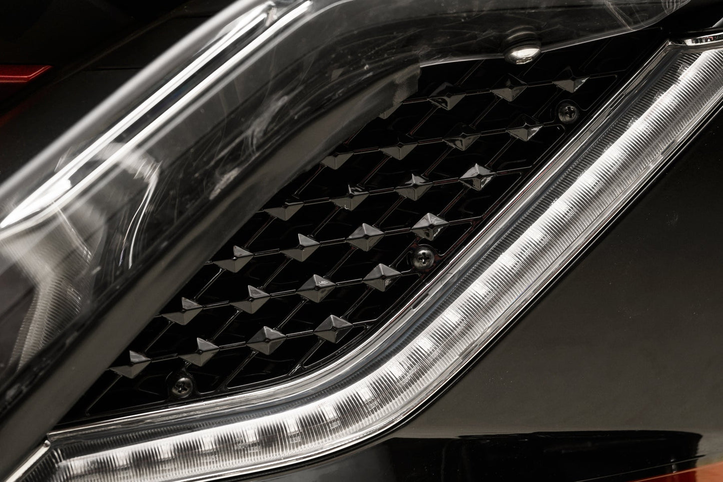 GOLDSTRIKE LED LIGHTED RADIATOR GRILL PANELS GL1800 BY TWINART