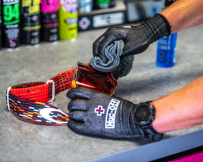 Muc-Off Helmet, Visor & Goggle Cleaner – 250ml