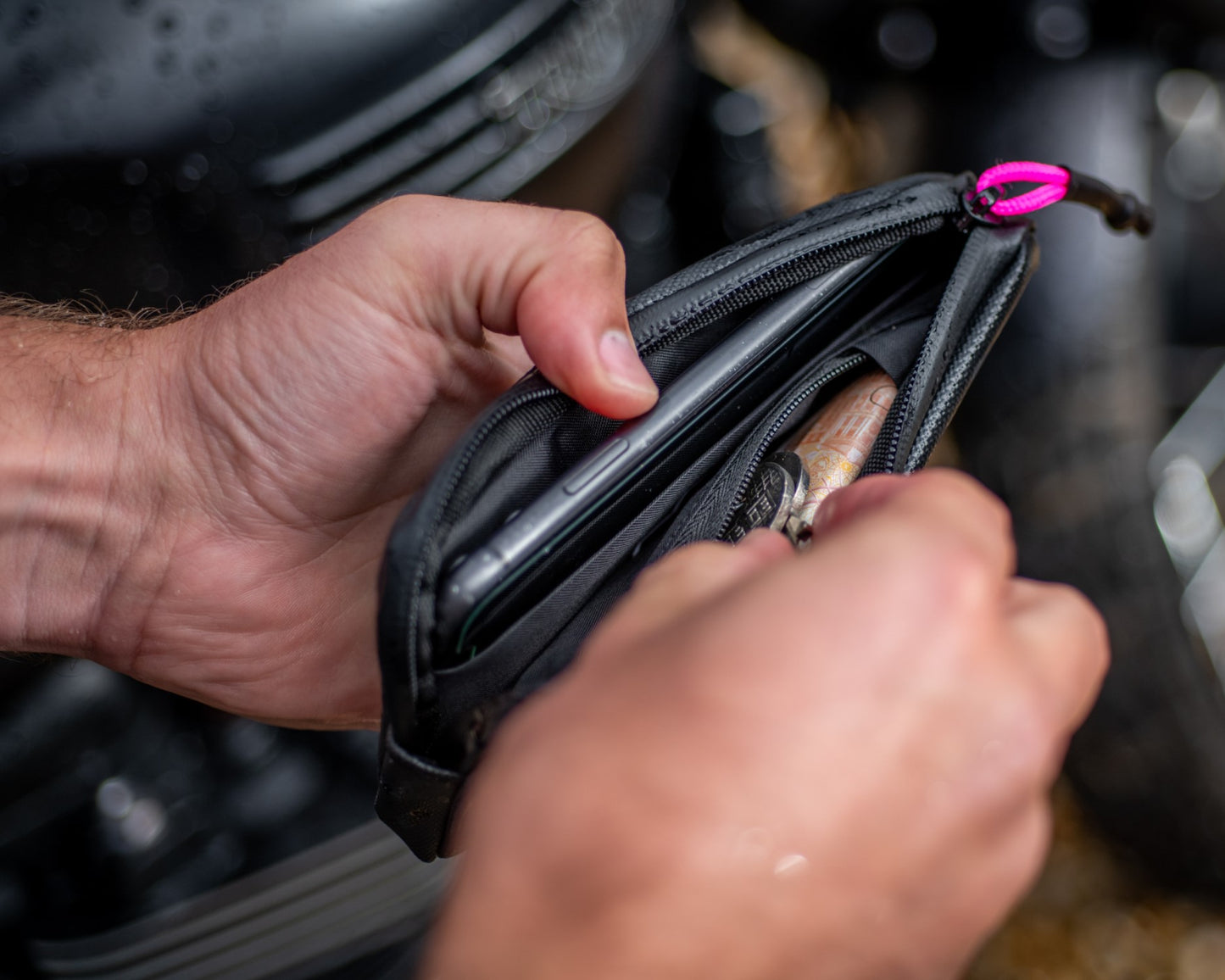 Muc-Off Rainproof Essentials Case